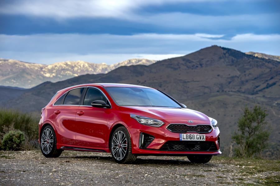  Kia Ceed GT 2019 года  (UK) (фото 15 из 43)